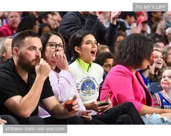 Kendall Wells第30轰飞出围墙，新生纪录追平历史时刻